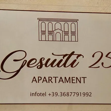 Gesuiti 25 شقة